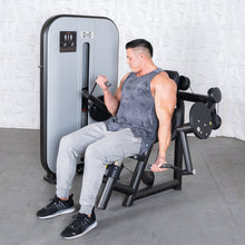 Muscle D Fitness Vogue Bicep Curl Machine