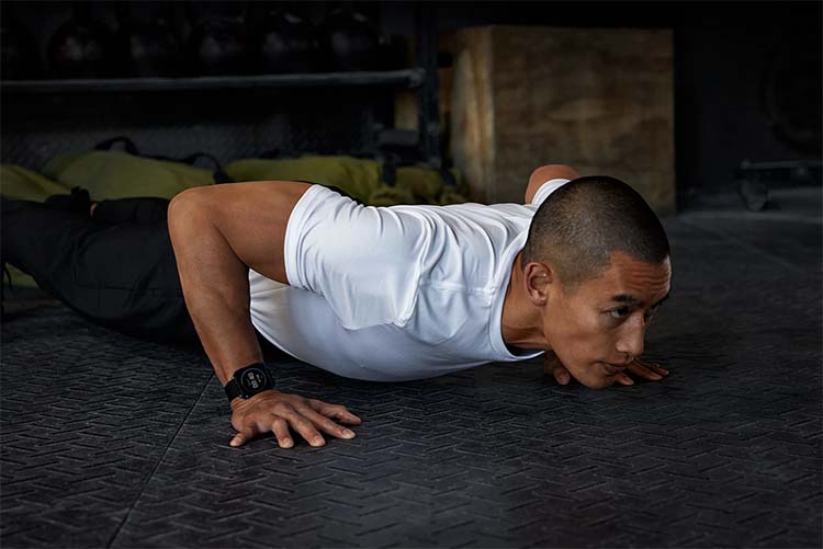 Garmin Venu X1 vs Venu 3 fitness smartwatch side-by-side comparison