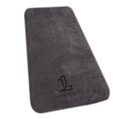 1Love Health Luxury Mat Cover – zipper and corner detail