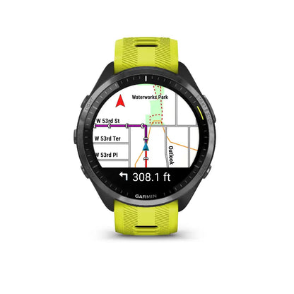 Garmin Forerunner 965 Carbon Gray – close shot of strap texture and lugs
