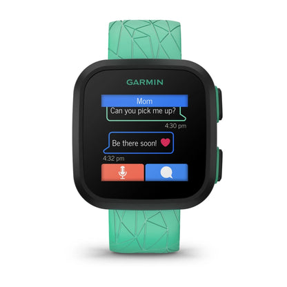 Garmin Bounce smartwatch displaying a text conversation with messages from 'Mom' asking for a pickup and a response saying 'Be there soon!'