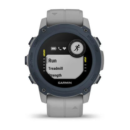 Garmin Descent G1 smartwatch displaying workout options including Run, Treadmill, and Strength.