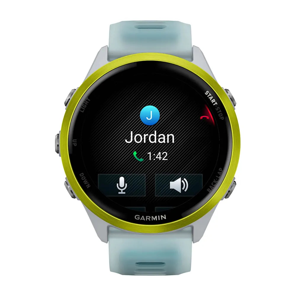 Garmin Forerunner 570 47 mm Amp Yellow – buckle hardware detail