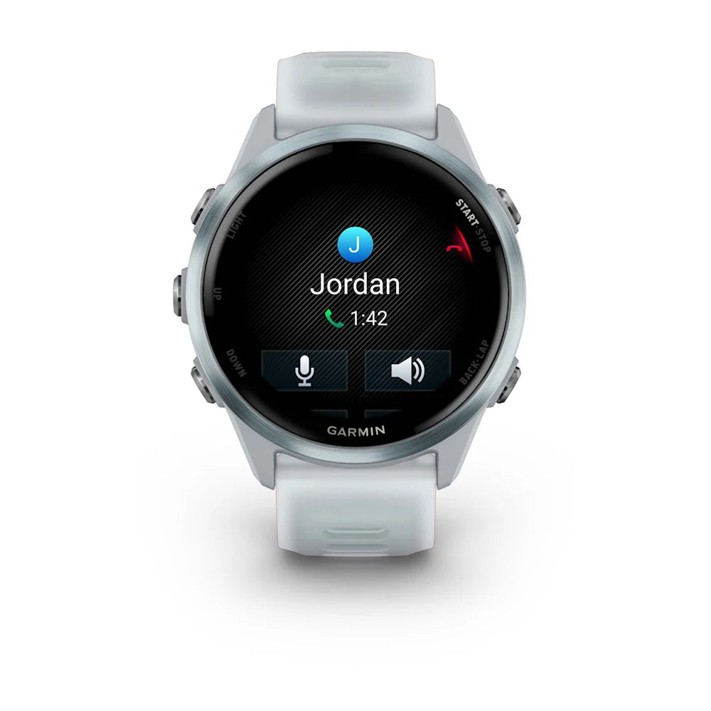 Garmin Forerunner 570 Cloud Blue 42 mm – straight-on dial shot