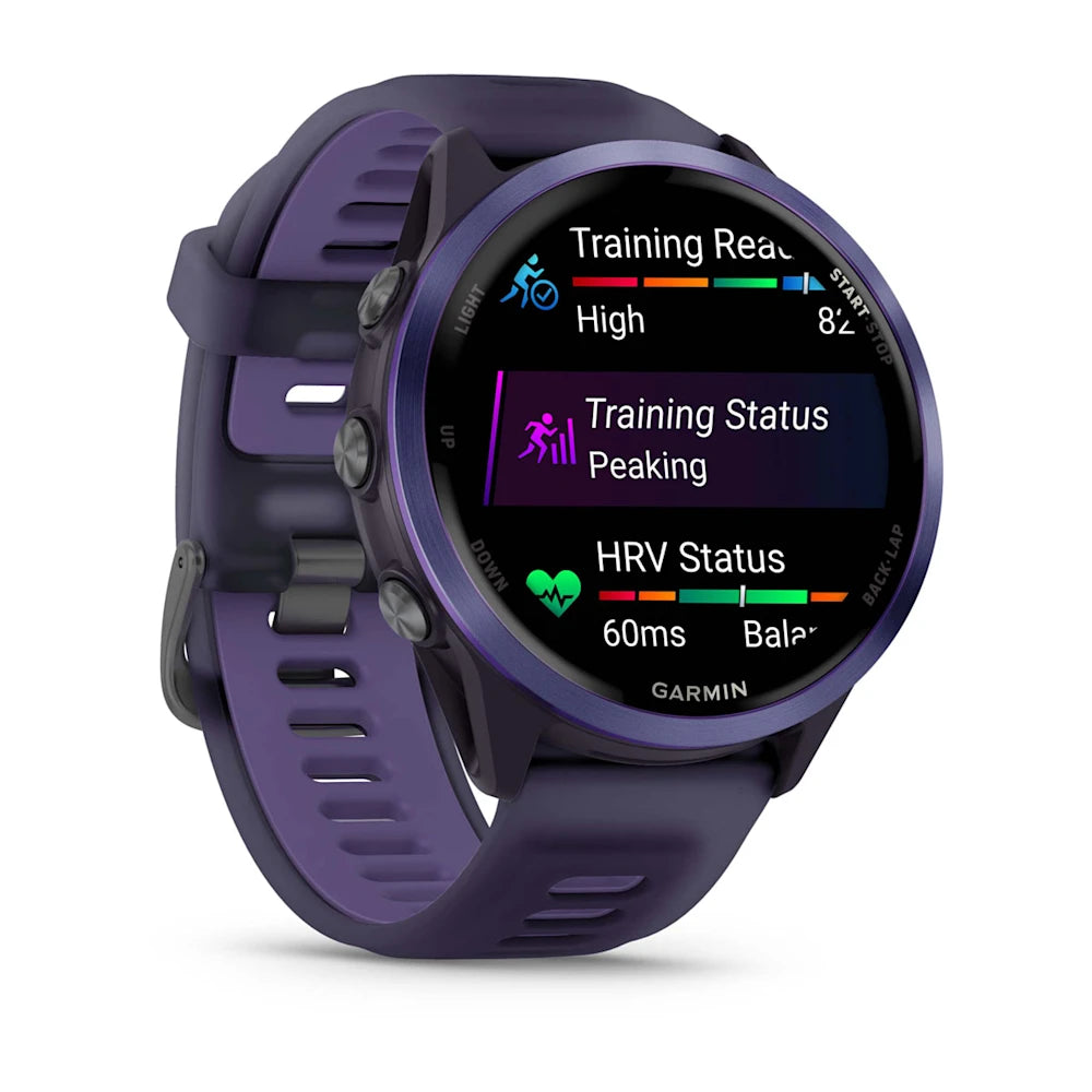 Garmin Forerunner 570 47 mm Indigo – bezel and dial macro