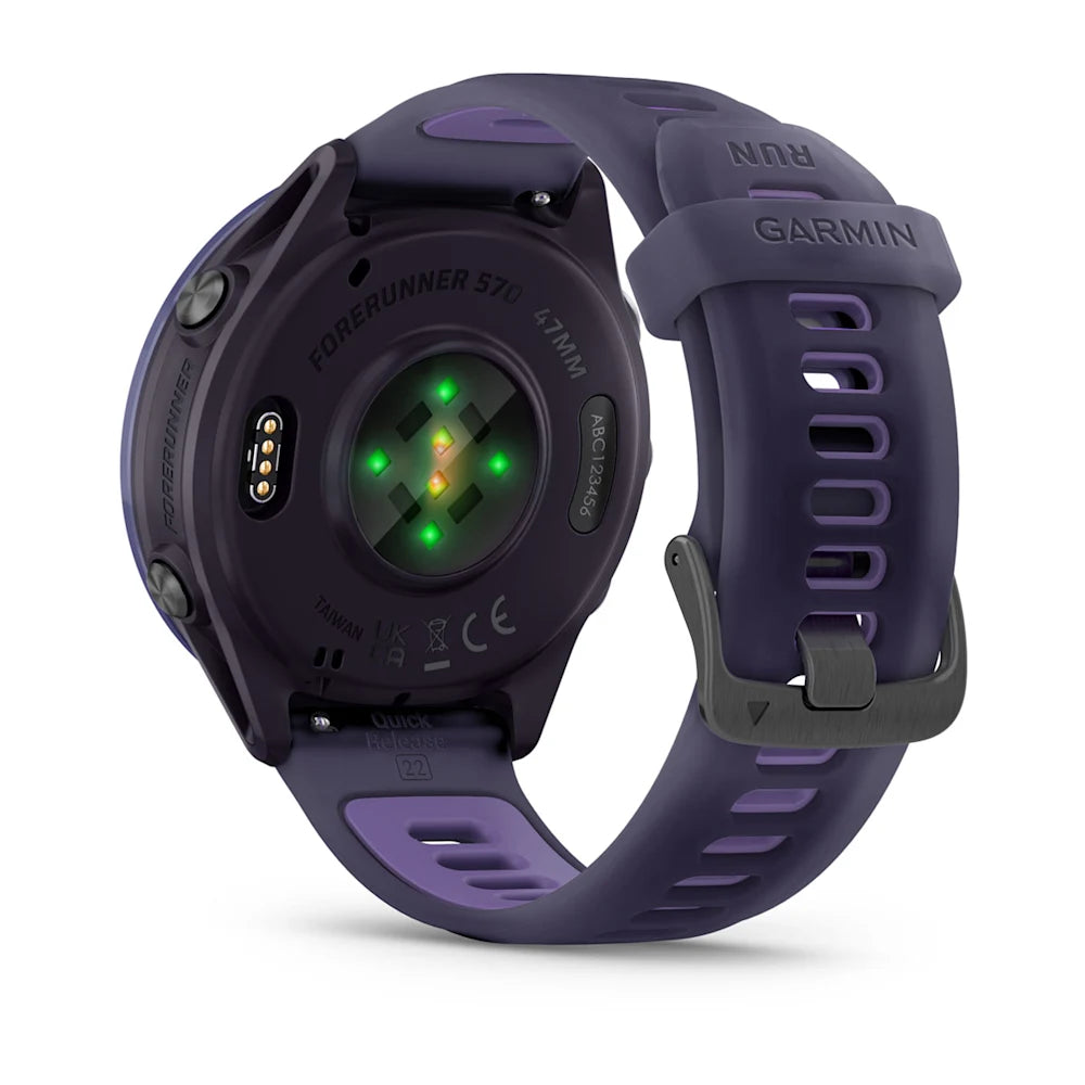 Garmin Forerunner 570 47 mm Indigo – side profile of case and buttons