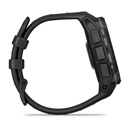 Garmin Instinct 3 AMOLED Black 45 mm – buckle and strap end close‑up