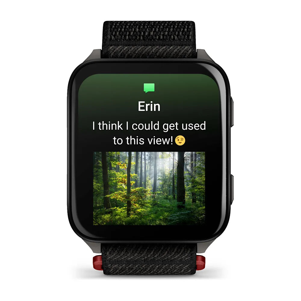 Garmin Venu X1 Moss – strap/buckle hardware detail