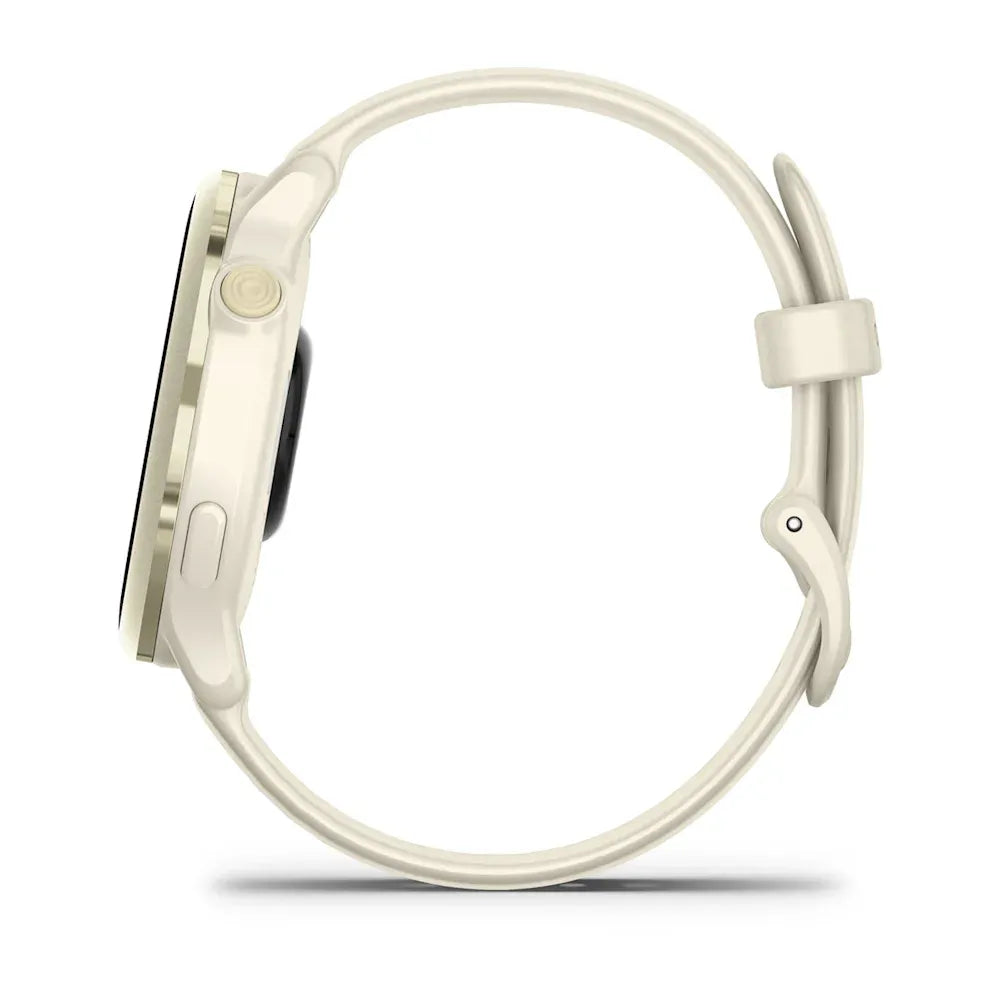 Garmin vívoactive 6 – lifestyle shot, woman exercising with watch
