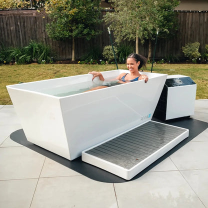 Revive 3 Person Traditional Sauna & Acrylic Plunge