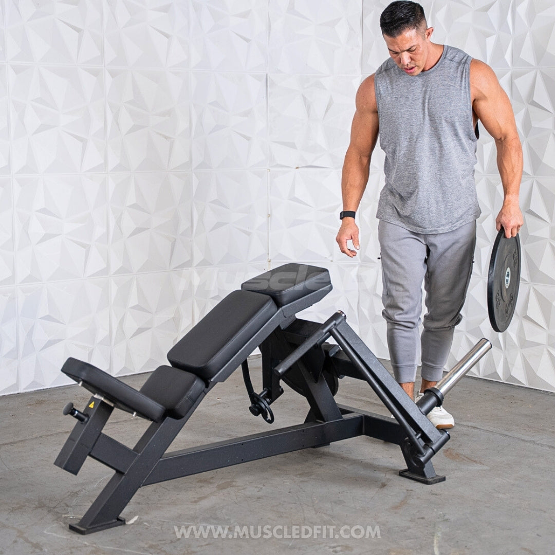 Muscle D Fitness Excel Contoured Incline Pec Fly