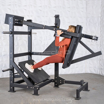 Muscle D Fitness Excel Counterbalanced Pendulum Squat
