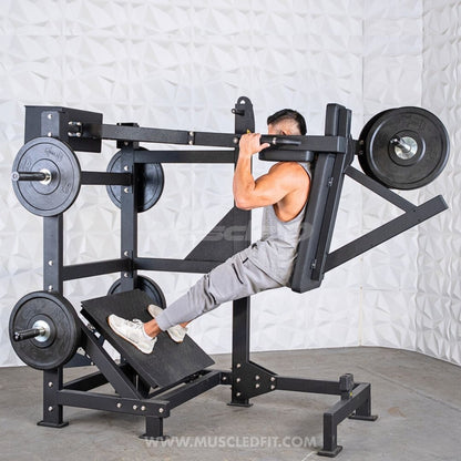 Muscle D Fitness Excel Counterbalanced Pendulum Squat