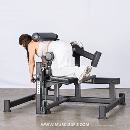 Muscle D Fitness Excel Kneeling Glute/Hip Extension