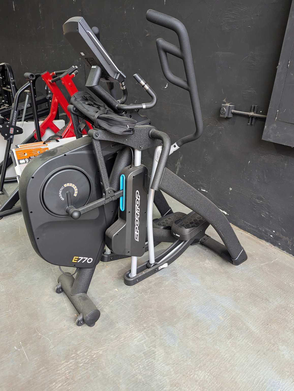 Muscle D Fitness Sweet Elliptical Cross Trainer