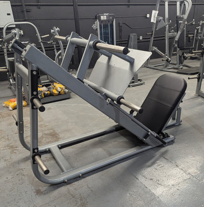 Muscle D Fitness Sweet Leg Press