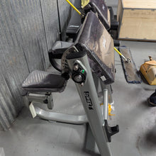 Muscle D Fitness Sweet Preacher Curl Bench