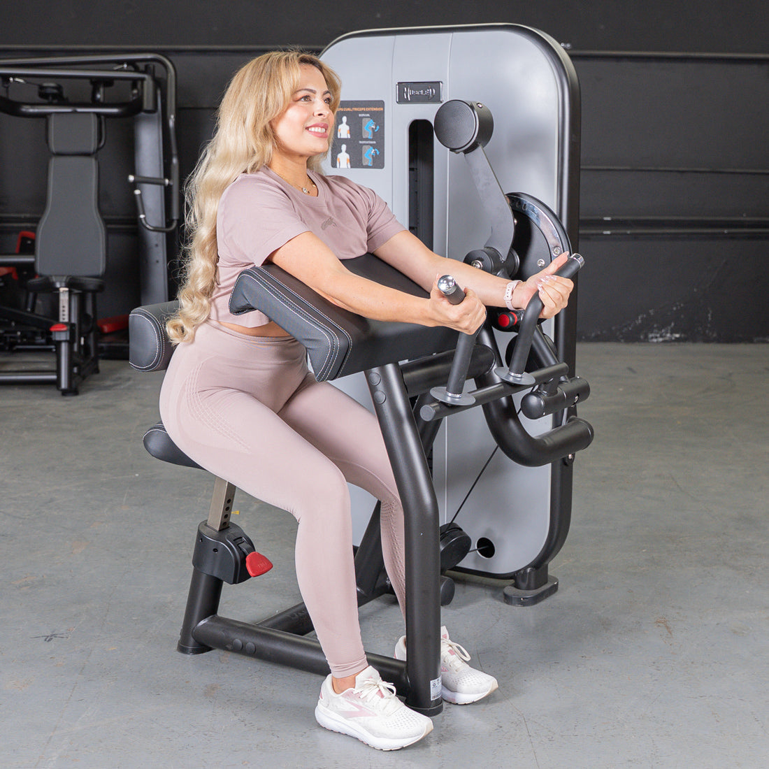 Muscle D Fitness Vogue Biceps / Triceps Combo