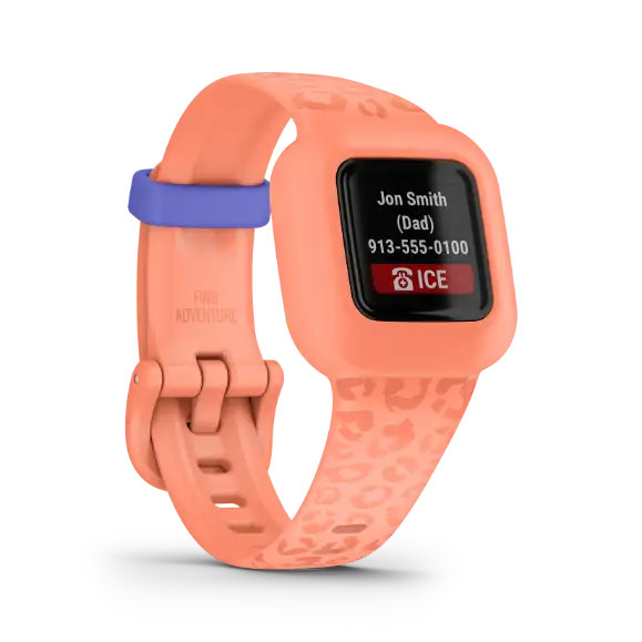 Garmin vívofit jr. 3 Peach Leopard – close-up of buckle/clasp and band detail