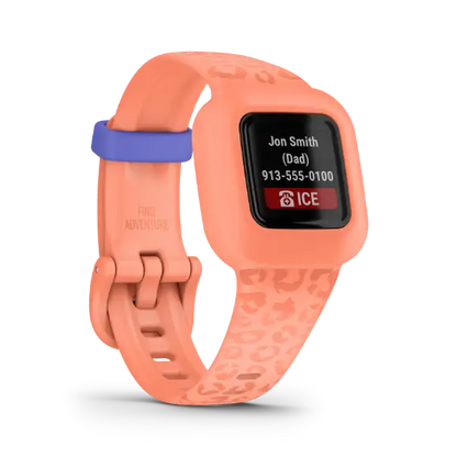 Garmin vívofit jr. 3 Peach Leopard – close-up of buckle/clasp and band detail